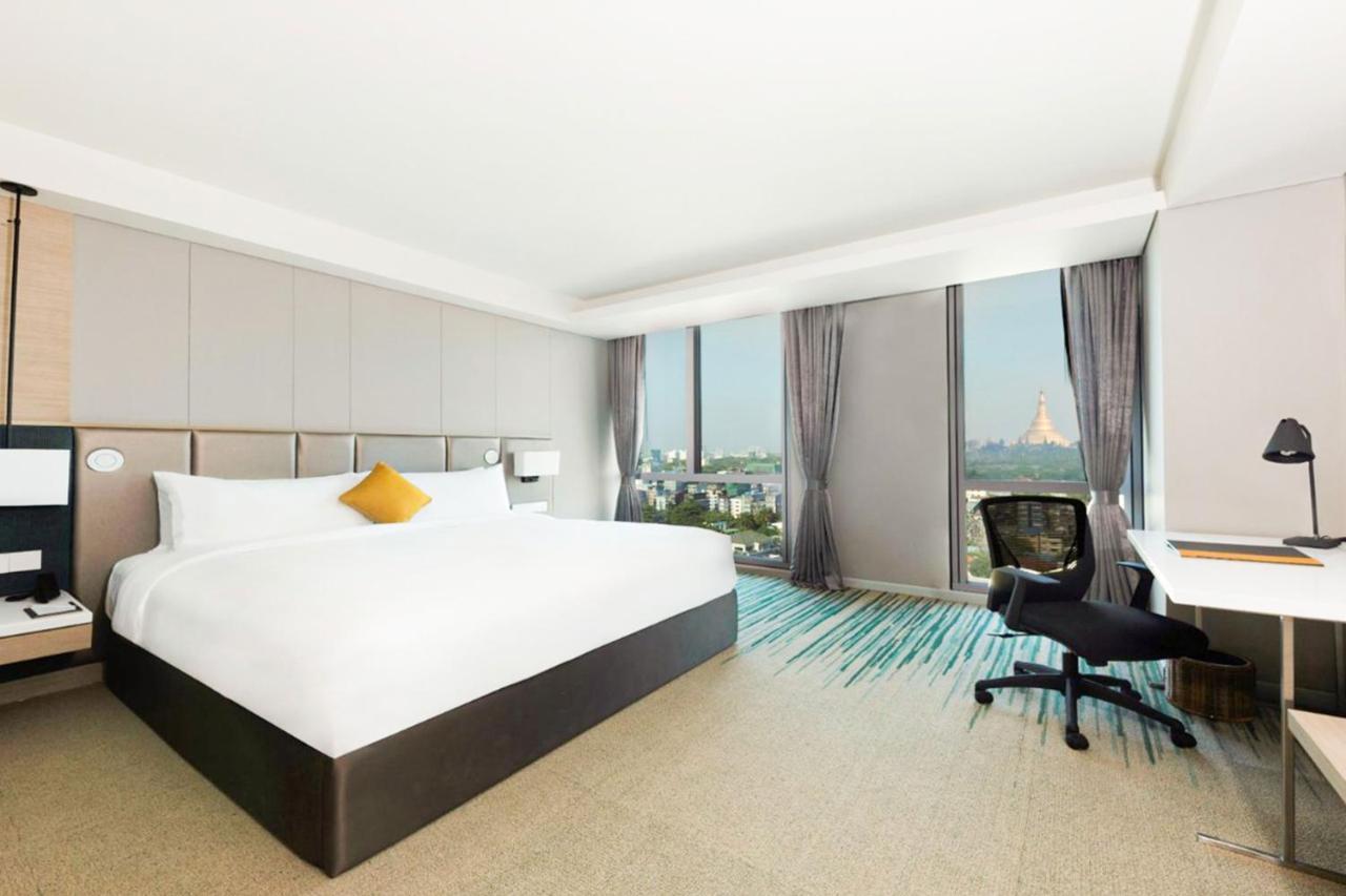 Zealax Hotel & Residence Γιανγκόν Εξωτερικό φωτογραφία